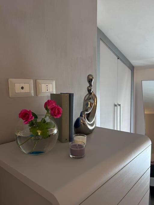 Elegante Appartamento Privato In Palazzo Storico Del XVIII - Pieno Centro Nicosia Esterno foto