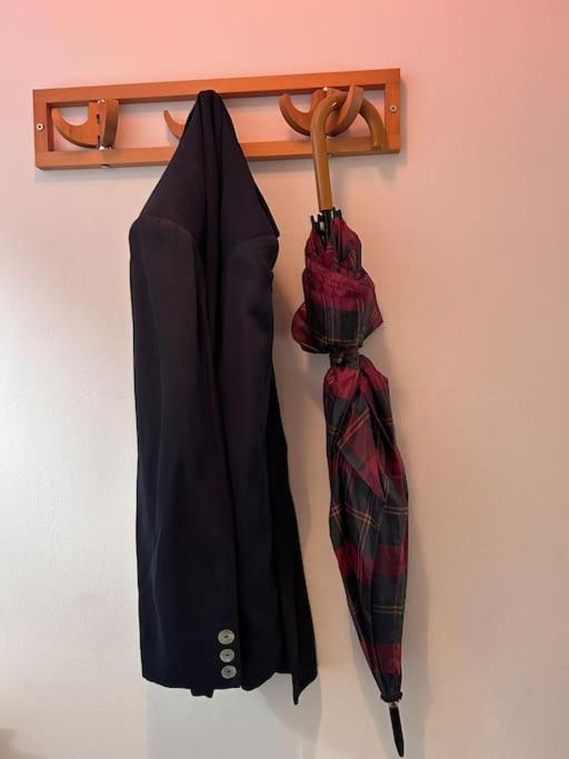 Elegante Appartamento Privato In Palazzo Storico Del XVIII - Pieno Centro Nicosia Esterno foto
