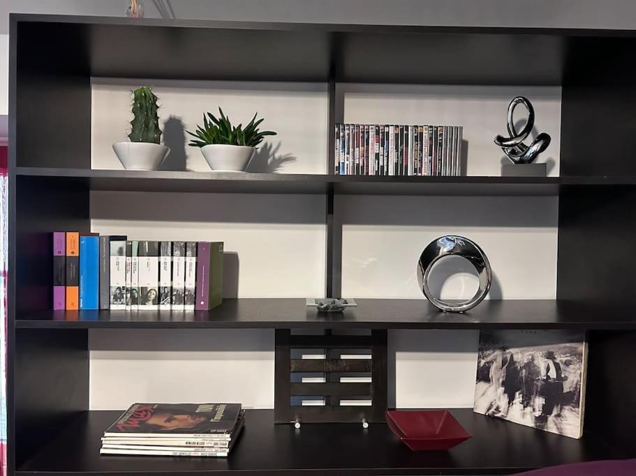 Elegante Appartamento Privato In Palazzo Storico Del XVIII - Pieno Centro Nicosia Esterno foto
