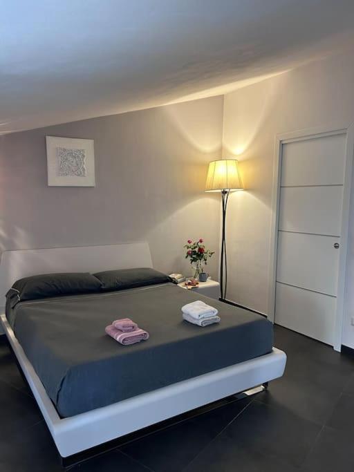 Elegante Appartamento Privato In Palazzo Storico Del XVIII - Pieno Centro Nicosia Esterno foto