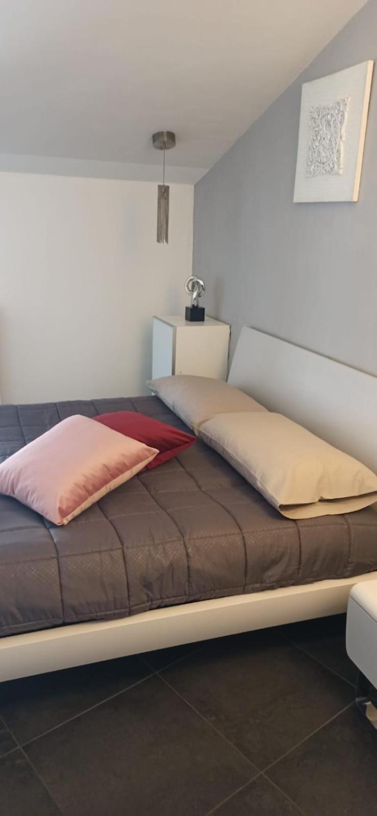 Elegante Appartamento Privato In Palazzo Storico Del XVIII - Pieno Centro Nicosia Esterno foto